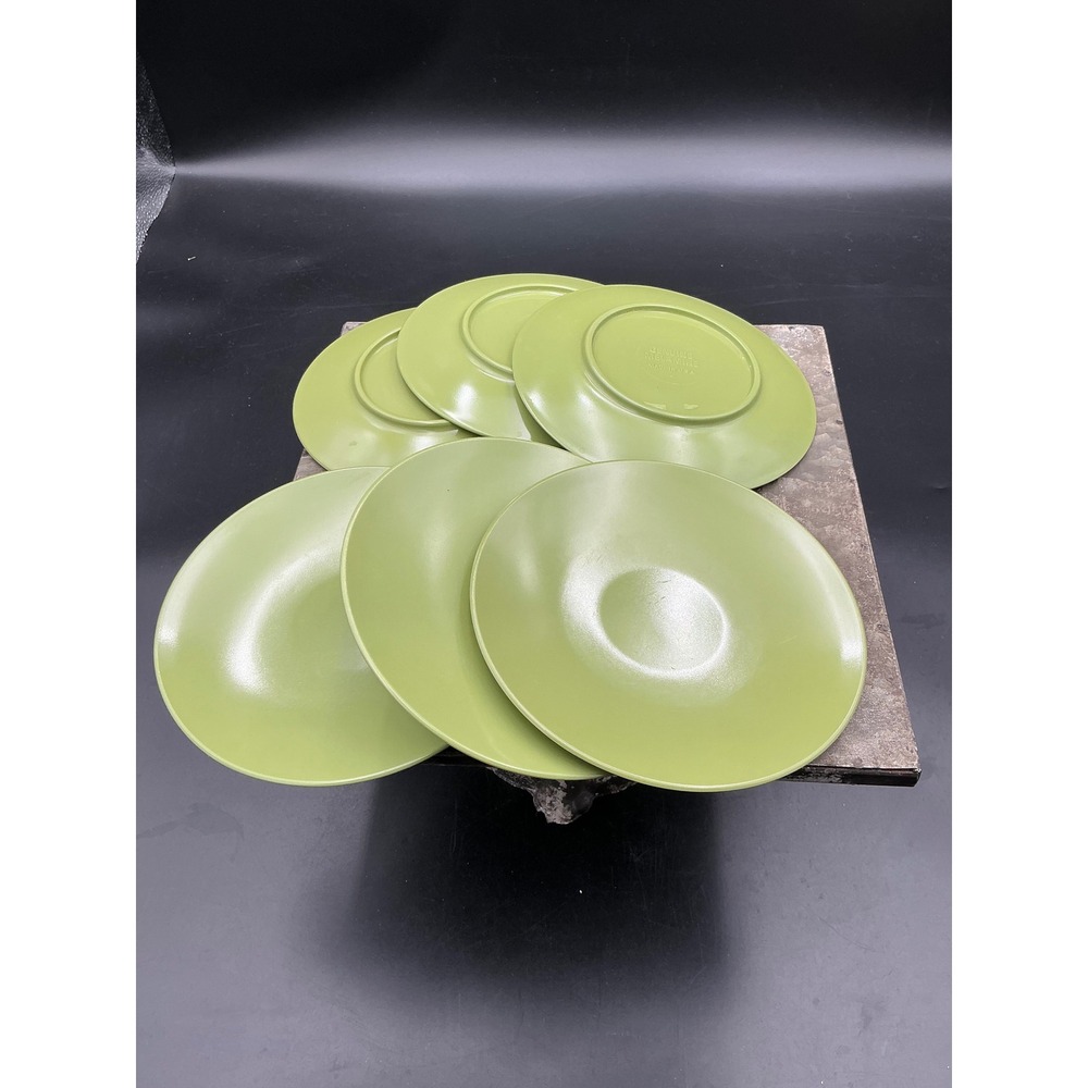 Vintage Genuine Melamine Avocado Green Small Plates Set of 6 Made in USA 5.75in